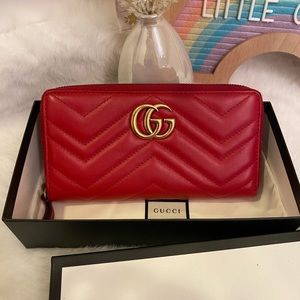 🎀GUCCI Long Wallet GG Marmont Hibiscus Red Stitch Leather Round Zipper
